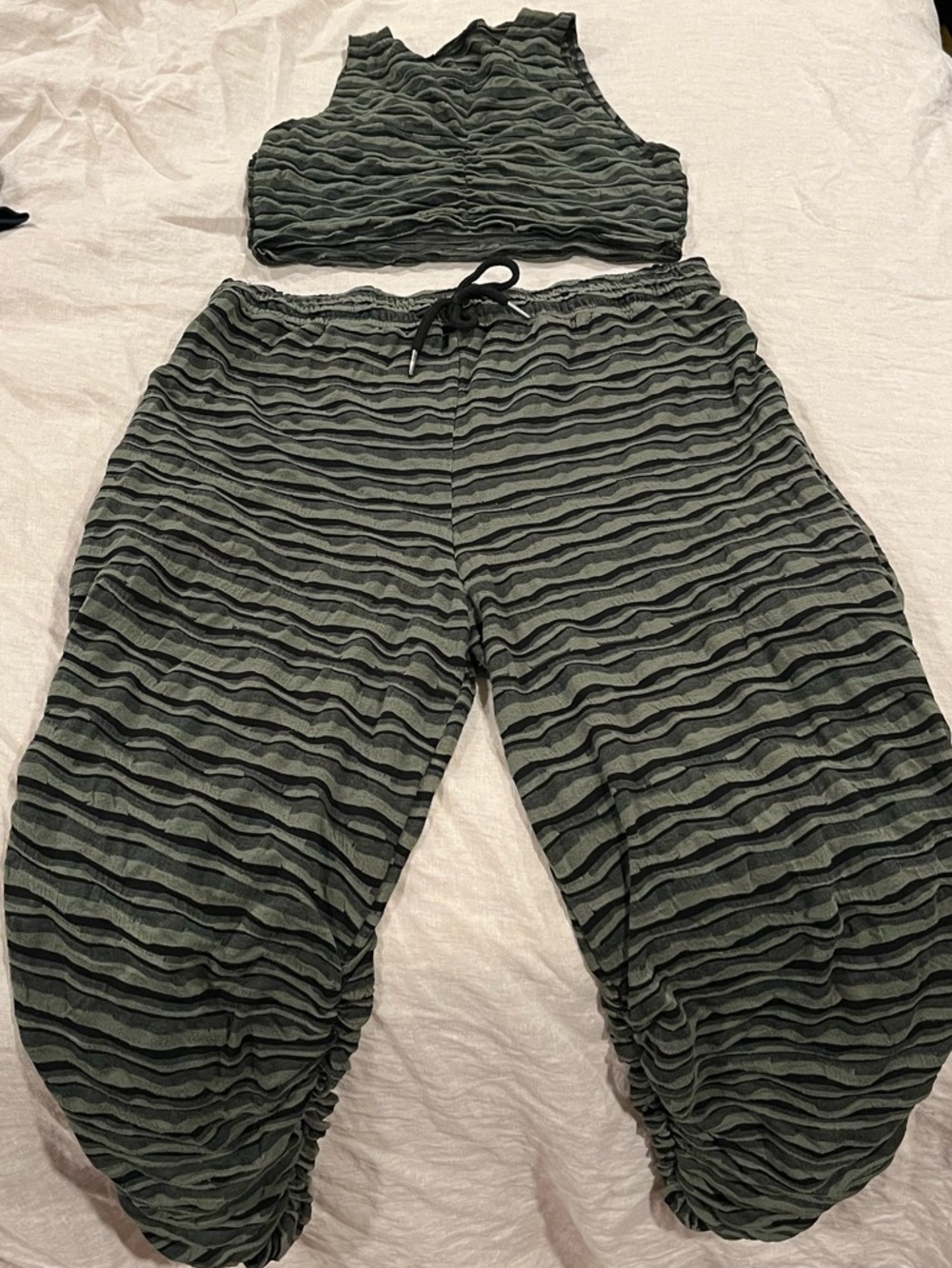 flote apparel Handmade Ruched Crop Top and Pants Set